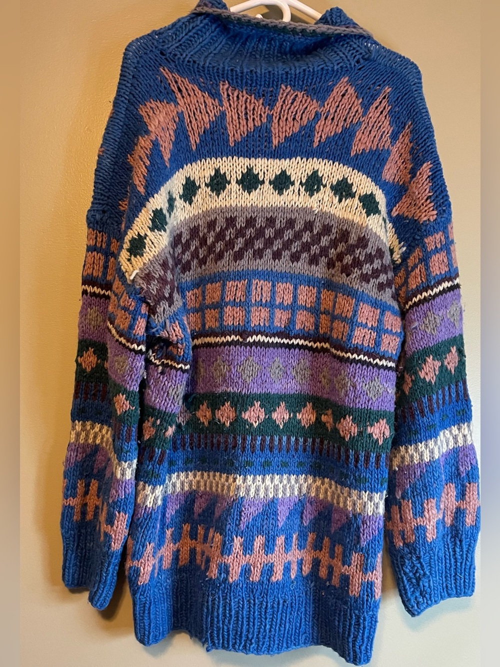Handmade Chunky Knit Vibrant Oversized Southwestern Fair Aisle Sweater - Picture 7 of 13